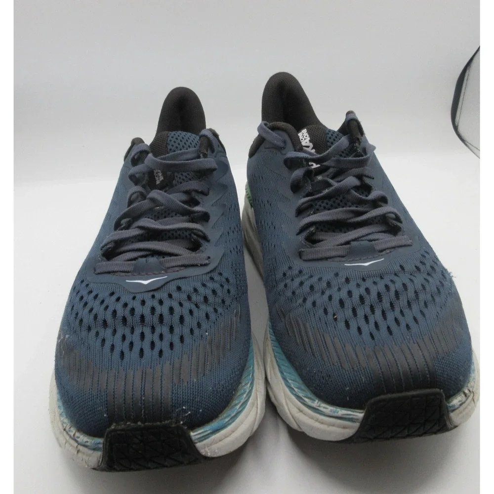 Hoka One One hoka one